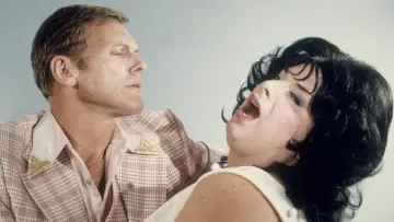 Backdrop to the movie "Polyester" #950971