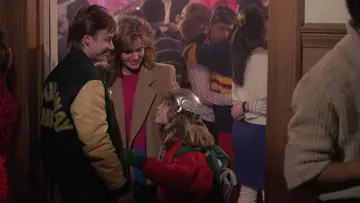 Backdrop to the movie "Adventures in Babysitting" #869259