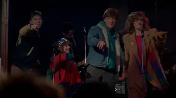 Backdrop to the movie "Adventures in Babysitting" #869266