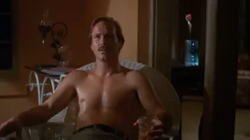Backdrop to the movie "Body Heat" #722842