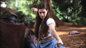Backdrop to the movie "Ella Enchanted" #693338