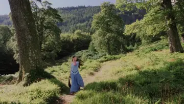 Backdrop to the movie "Ella Enchanted" #861499