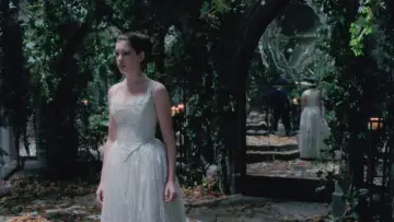 Backdrop to the movie "Ella Enchanted" #861509