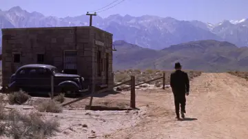 Backdrop to the movie "Bad Day at Black Rock" #988957