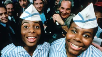 Backdrop to the movie "Good Burger" #1185819