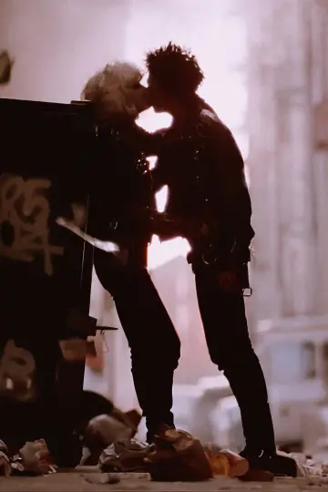 Poster to the movie "Sid and Nancy" #995117