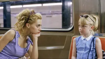 Backdrop to the movie "Uptown Girls" #933459