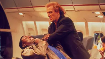 Backdrop to the movie "Passenger 57" #883685