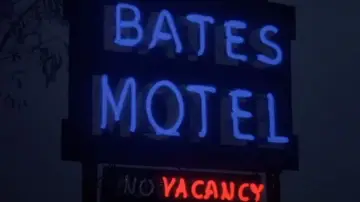 Backdrop to the movie "Psycho II" #379290