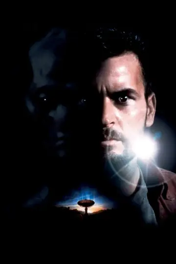 Poster to the movie "The Arrival" #878963