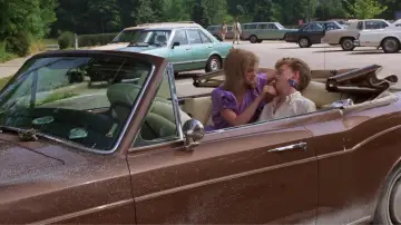 Backdrop to the movie "Sixteen Candles" #869794