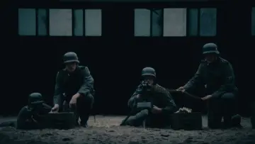 Backdrop to the movie "Army of Shadows" #751706