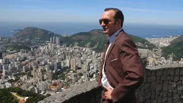 Backdrop to the movie "OSS 117: Lost in Rio" #983415