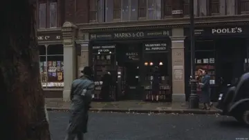 Backdrop to the movie "84 Charing Cross Road" #1060798