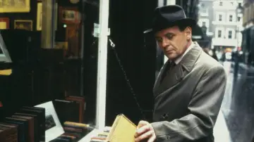 Backdrop to the movie "84 Charing Cross Road" #1060800