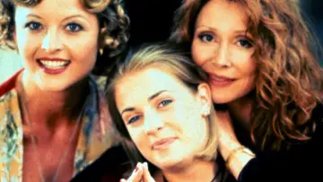 Backdrop to the movie "Sabrina the Teenage Witch" #996316