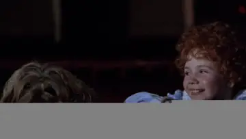Backdrop to the movie "Annie" #1532388