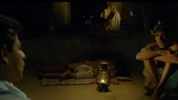 Backdrop to the movie "Swades" #1566957