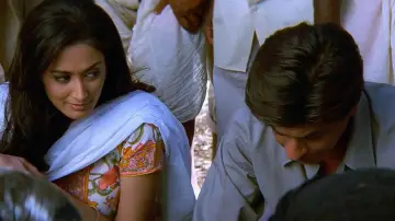 Backdrop to the movie "Swades" #1566968