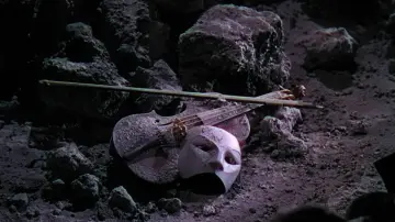 Backdrop to the movie "Phantom of the Opera" #1022410