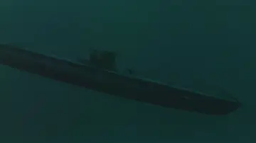 Backdrop to the movie "The Enemy Below" #455834