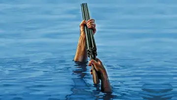 Backdrop to the movie "Deliverance" #224903