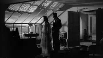 Backdrop to the movie "The Uninvited" #1052895
