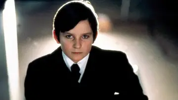 Backdrop to the movie "Damien: Omen II" #949531