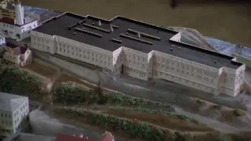 Backdrop to the movie "Escape from Alcatraz" #745238