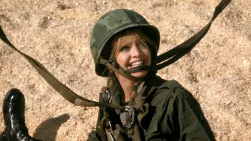 Backdrop to the movie "Private Benjamin" #1035804