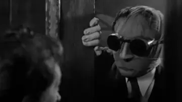 Backdrop to the movie "The Invisible Man" #895155