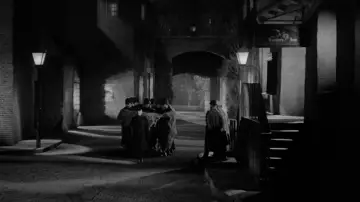Backdrop to the movie "The Invisible Man" #895171