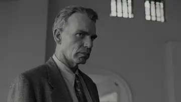 Backdrop to the movie "The Man Who Wasn