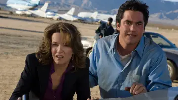 Backdrop to the movie "Final Approach" #1069867