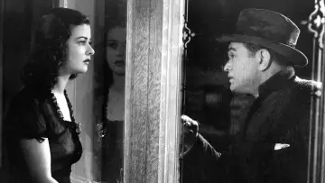 Backdrop to the movie "The Woman in the Window" #216070