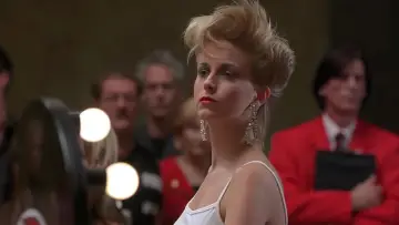 Backdrop to the movie "Blow Dry" #1088572