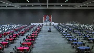 Backdrop to the movie "The Parallax View" #1021959
