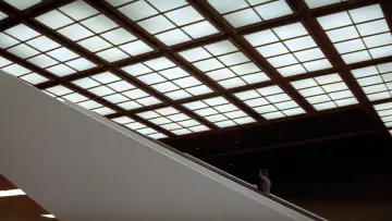 Backdrop to the movie "The Parallax View" #1021960