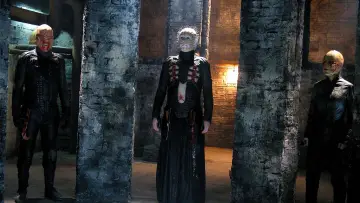 Backdrop to the movie "Hellraiser: Deader" #379596