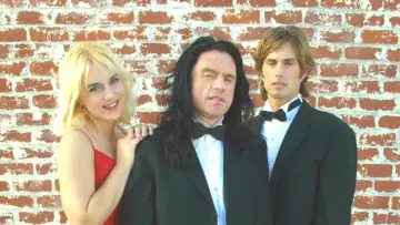 Backdrop to the movie "The Room" #1547777