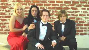 Backdrop to the movie "The Room" #1547780