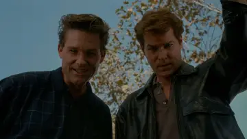 Backdrop to the movie "Unlawful Entry" #1183689