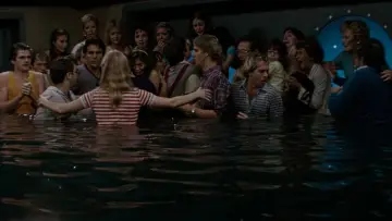 Backdrop to the movie "Jaws 3-D" #699285
