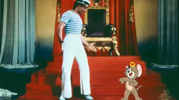 Backdrop to the movie "Anchors Aweigh" #423331