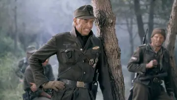 Backdrop to the movie "Cross of Iron" #991314