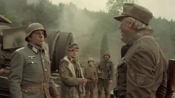 Backdrop to the movie "Cross of Iron" #991316