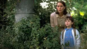 Backdrop to the movie "Matilda" #649830