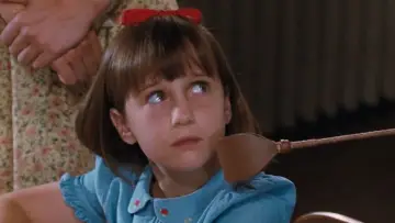 Backdrop to the movie "Matilda" #649832