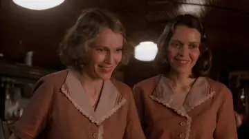 Backdrop to the movie "The Purple Rose of Cairo" #987924