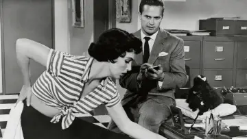 Backdrop to the movie "Kiss Me Deadly" #235450